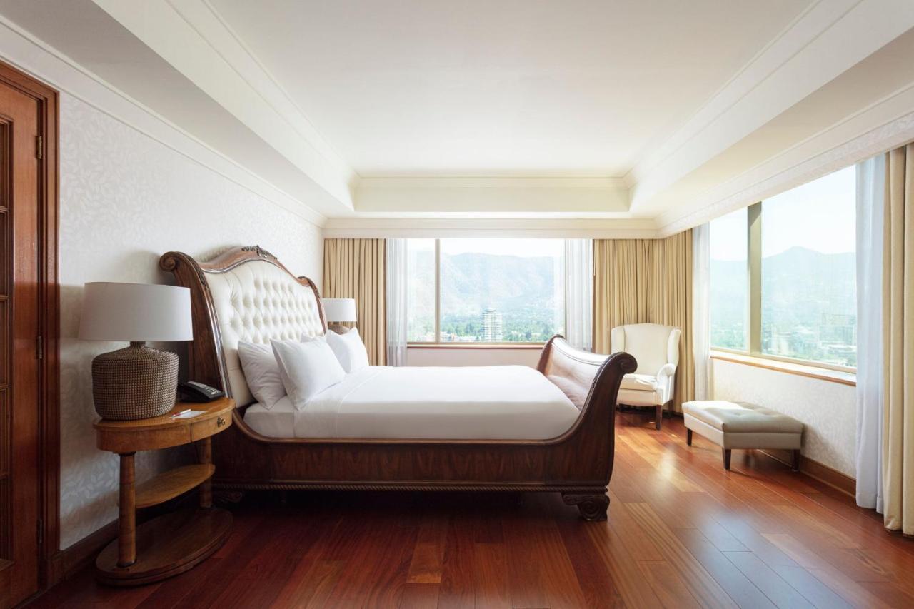 Santiago Marriott Hotel Exterior photo