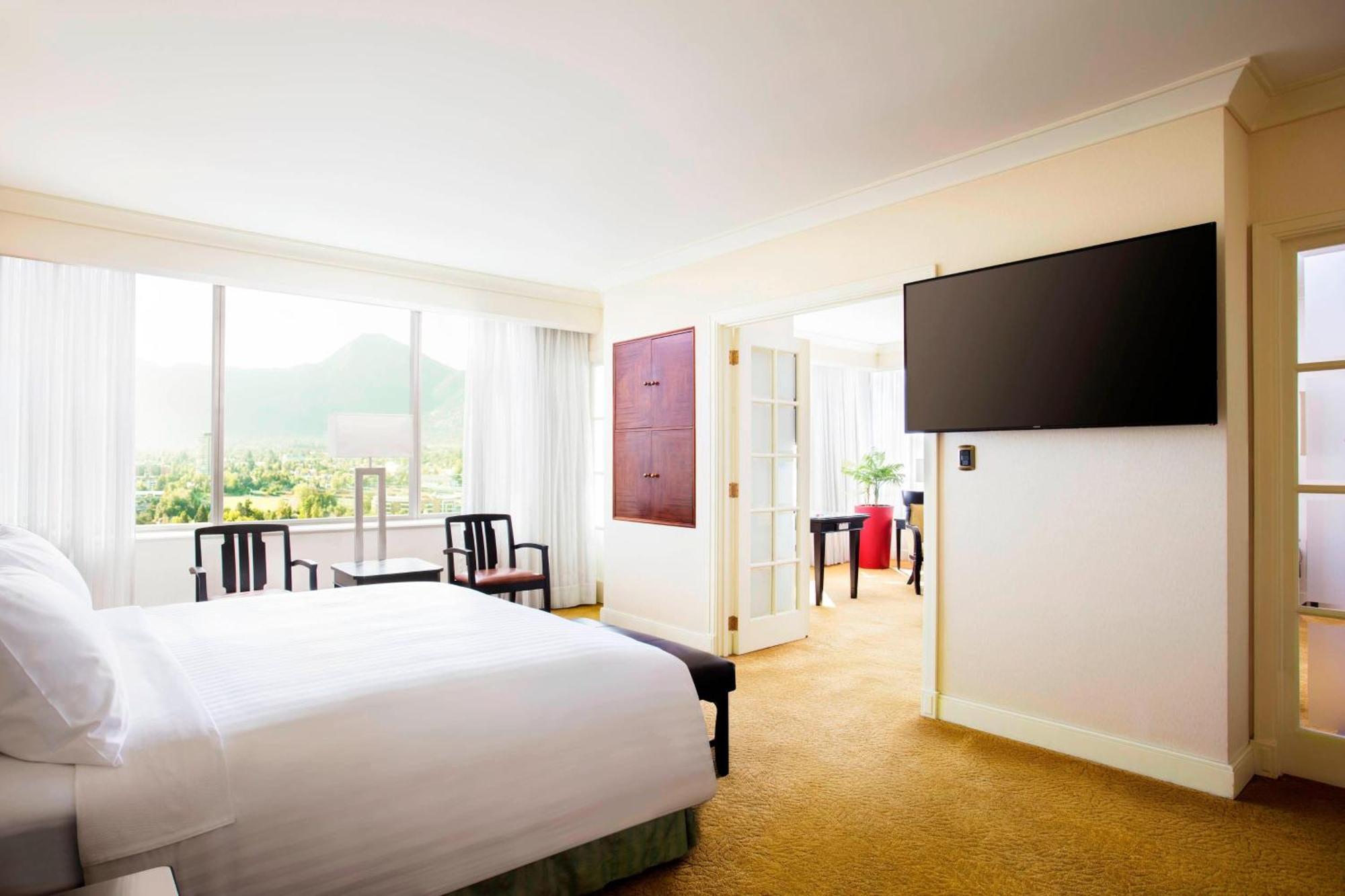 Santiago Marriott Hotel Exterior photo